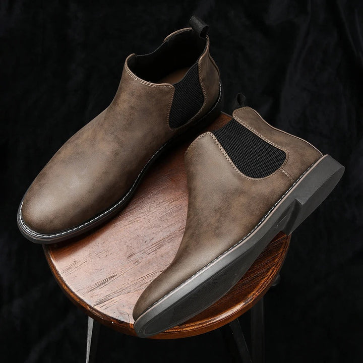 Iveron™ Elegant Leather Chelsea Boots for Men